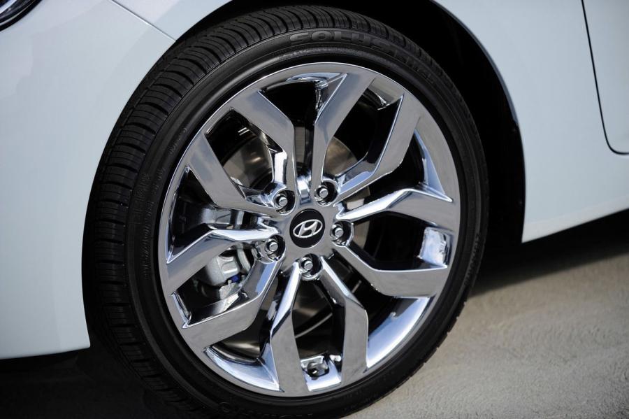  Hyundai Veloster Re-Flex 2014 года  (фото 22 из 22)